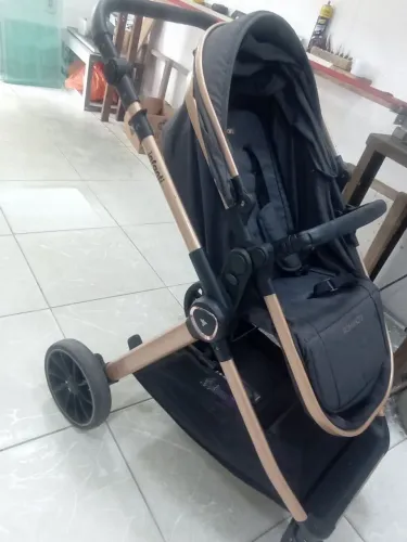 Carrinho de bebê