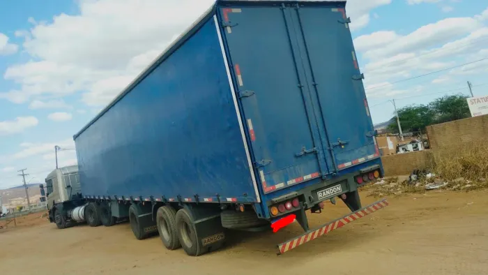 Vendo o alugo carreta baú sider !!!