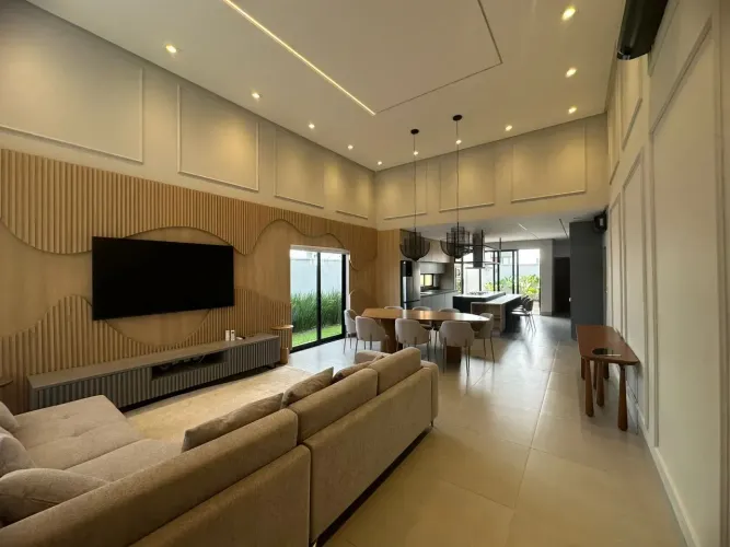 Casa com piscina mobiliada 153 metros quadrados com 3 quartos