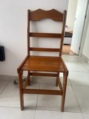 Cadeira madeira