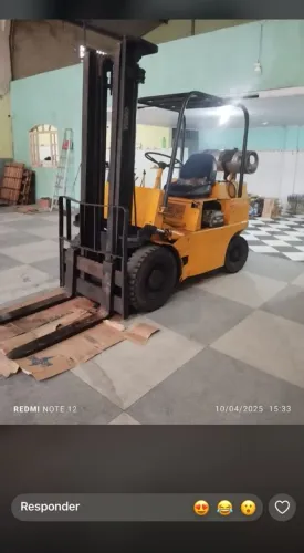Vendo Empilhadeira Yale a gás 