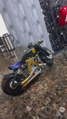 Miniatura moto customizada