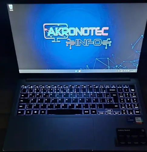 SAMSUNG BOOK 4