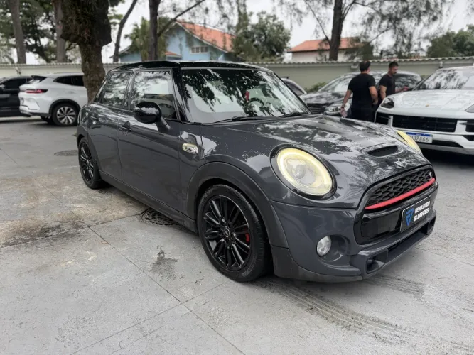 Mini Cooper S 2.0 Turbo 16V 5P Aut. 2018