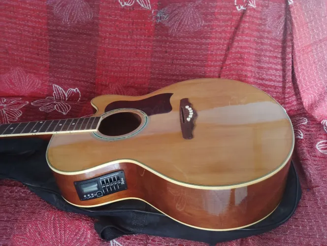 Violão kofma elétrico com afinador