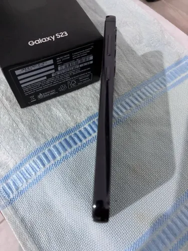 Celular Samsung S23 para peças defeito placa sem bateria