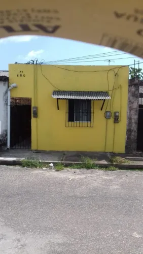 Alugo casa no conj Maguary em Vila prox igreja universal