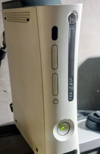 XBOX 360 FAT DESTRAVADO