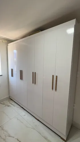 armário 8 portas / 6 meses de uso somente