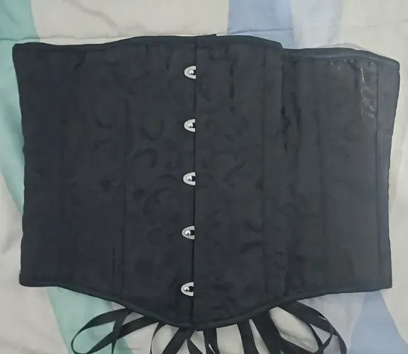 Corset preto tamanho L (veste M brasileiro)