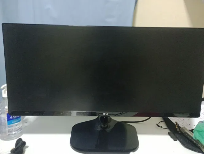 Monitor LG 25'