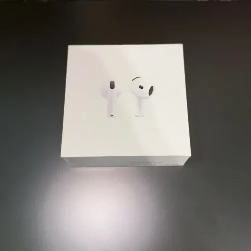 AirPods 4