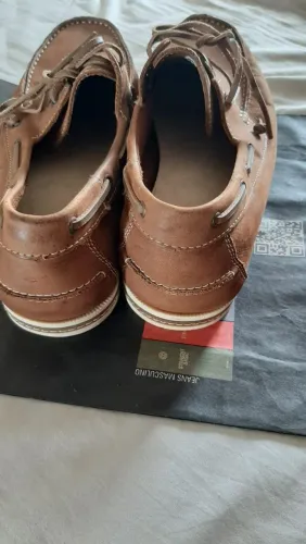 Sapato de couro