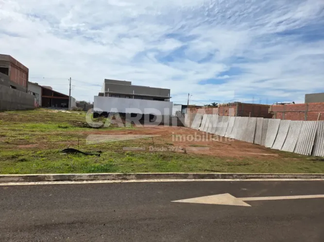 Terreno Condomínio em São Carlos