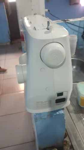 Máquina de costura 