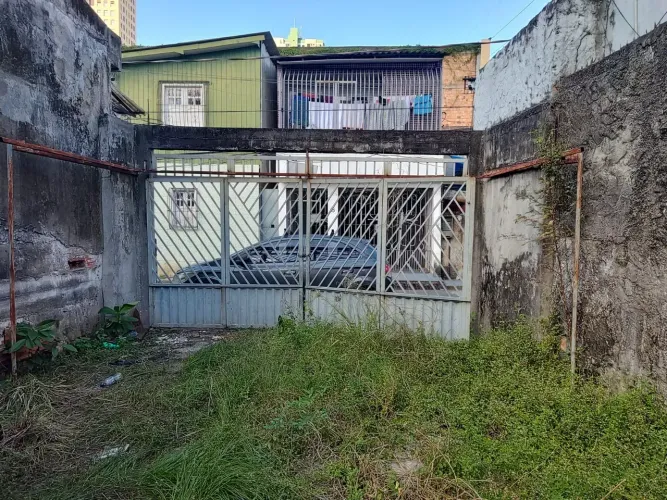 Vendo terreno com 75 m2 na Vila Luzitana Pariquis CRECI 9996