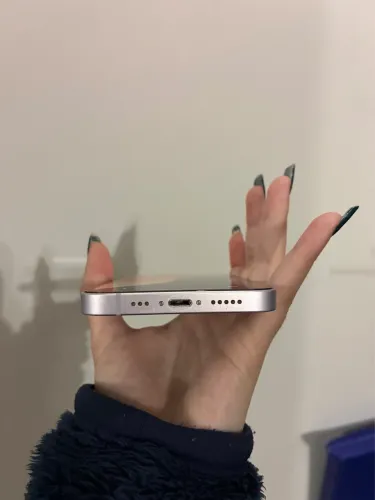 iPhone 14 única dona