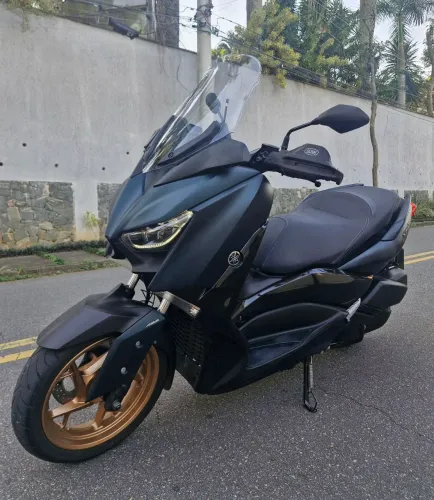 XMax 250 verde