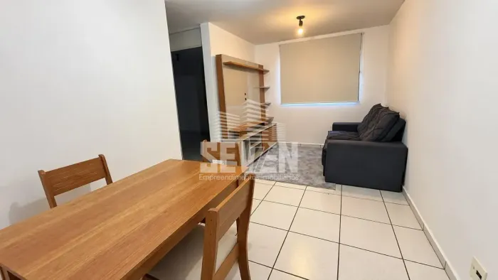 Apartamento com 2 Quartos no Flamboyants Bauru  Completo em Armários