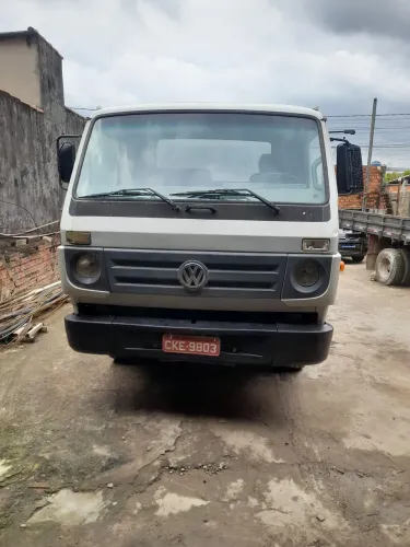 Volks 8150 caçamba de abrir 3mts