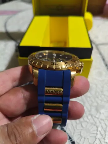 Relógio invicta original semi-novo