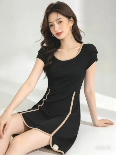 Vestido juvenil love luxo