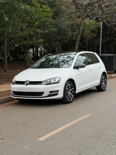 Volkswagen Golf Highline 1.4 TSI Total Flex Aut. 2017
