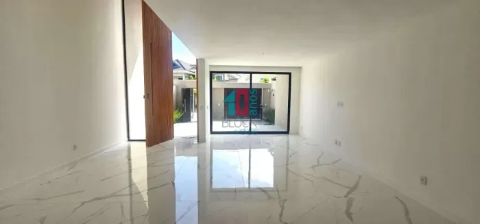Recreio dos Bandeirantes | Casa de Condomínio 5 quartos, sendo 3 suites