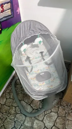 CADEIRA DE BALANÇO MASTELA (Pilha)