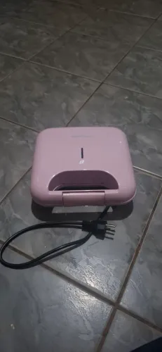 Sanduicheira Rosa Britânia