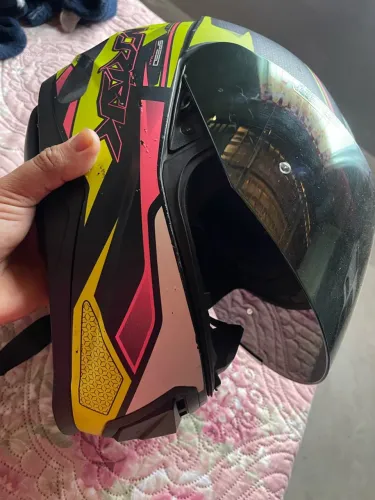 CAPACETE