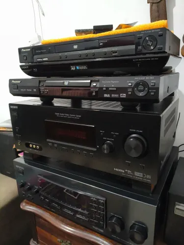 Pioneer Sony Kenwood
