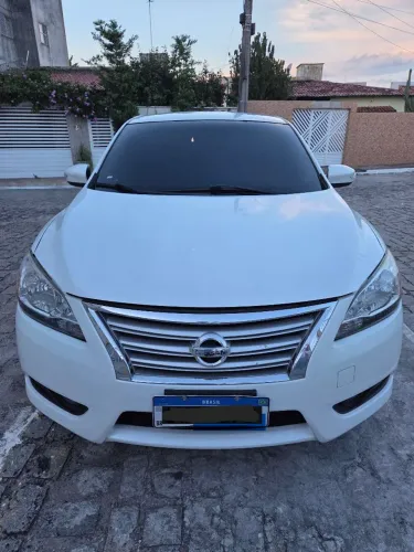 Nissan Sentra SL 2.0/ 2.0 Flex Fuel 16V Aut. 2015