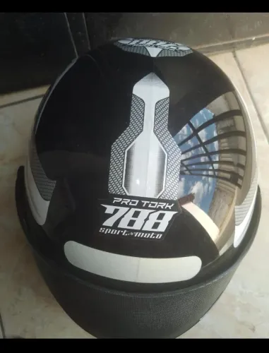 Capacete pro Tork 50  reais 2 meses de uso ZAP *