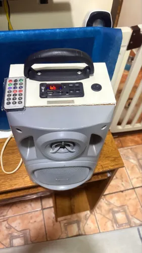 Caixa de som Bluetooth 