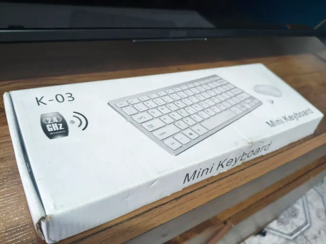 Kit mini teclado e mouse sem fio Ultrafino Wireless K-03.<br>
