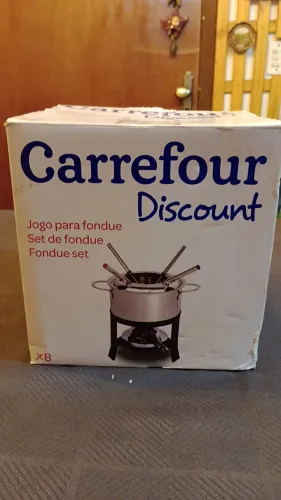 Vendo Jogo de fondue ?