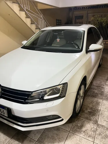 Volkswagen Jetta Highline 2.0 TSI 16V 4P Tiptronic 2016