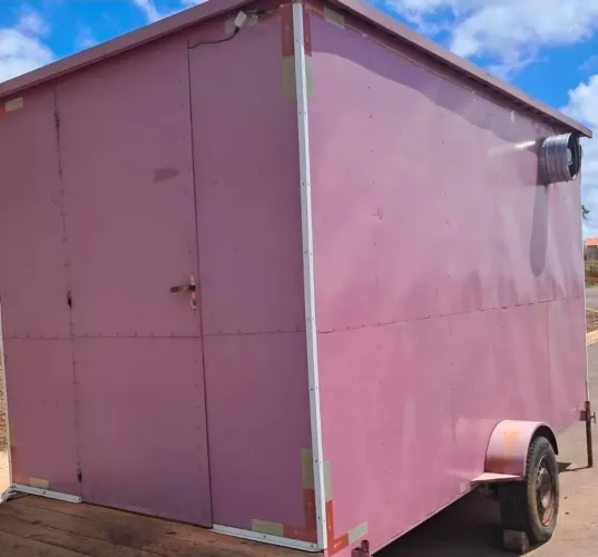 Trailer 4x1.90 ano 2022 documento ok pego moto até 7 mil