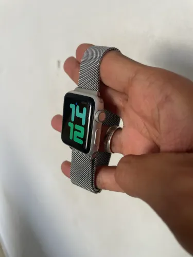 APPLE WATCH SÉRIES 3 alumínum  38mm GPS 