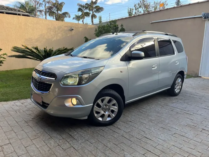 Chevrolet Spin LTZ 1.8 8V Econo.flex 5P Aut. 2013