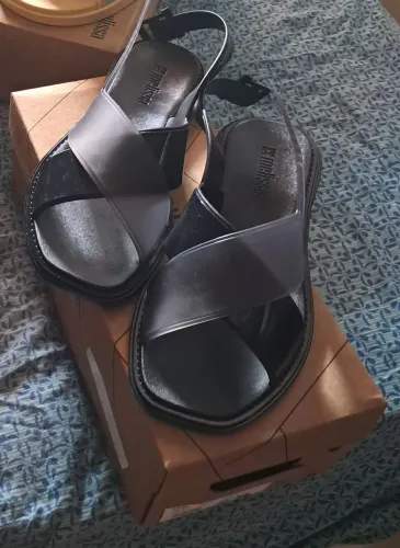 Melissa tamanho 36 nova