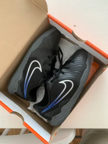 tênis chuteira infantil nike 33 nova