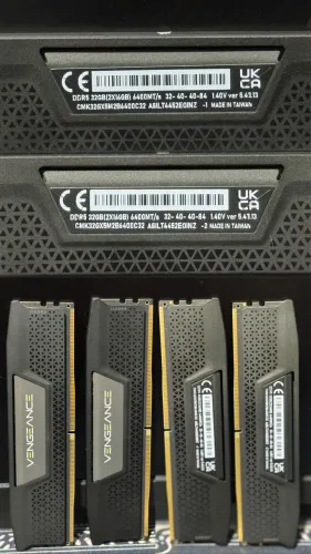 MEMÓRIA DDR5 32GB- CL32 6400MHZ