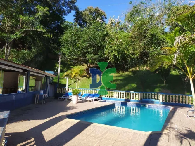 Chácara com 3 dormitórios à venda, 3500 m² por R$ 830.000,00