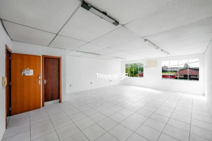 Sala para alugar, 45 m² por R$ 1.500/mês - Velha - Blumenau/SC