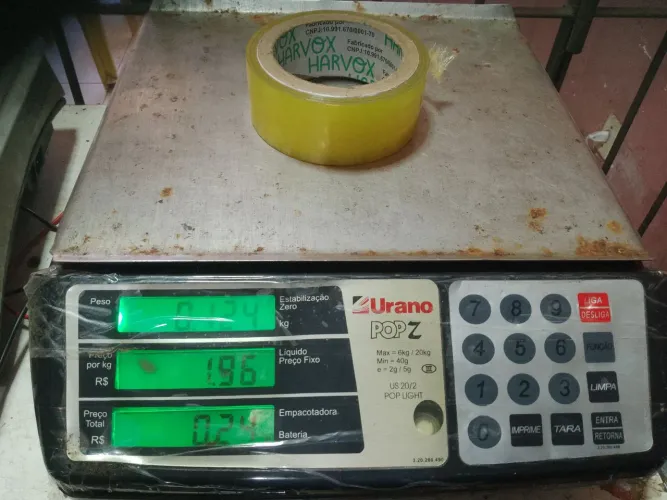 Balança Urano usada 
