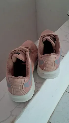 Tênis feminino