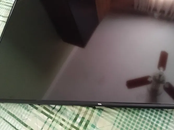 Tv TCL com defeito 