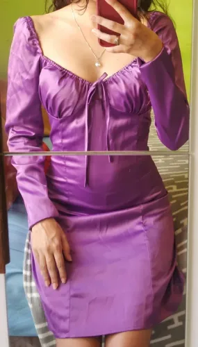 Vestido de cetim, tamanho P